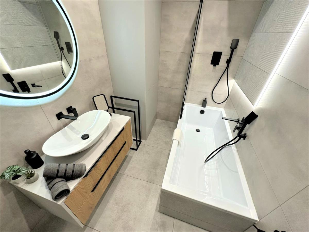 Luxury 100M2 Loft Design-Apartment At Wawel + Netflix 克拉科夫 外观 照片