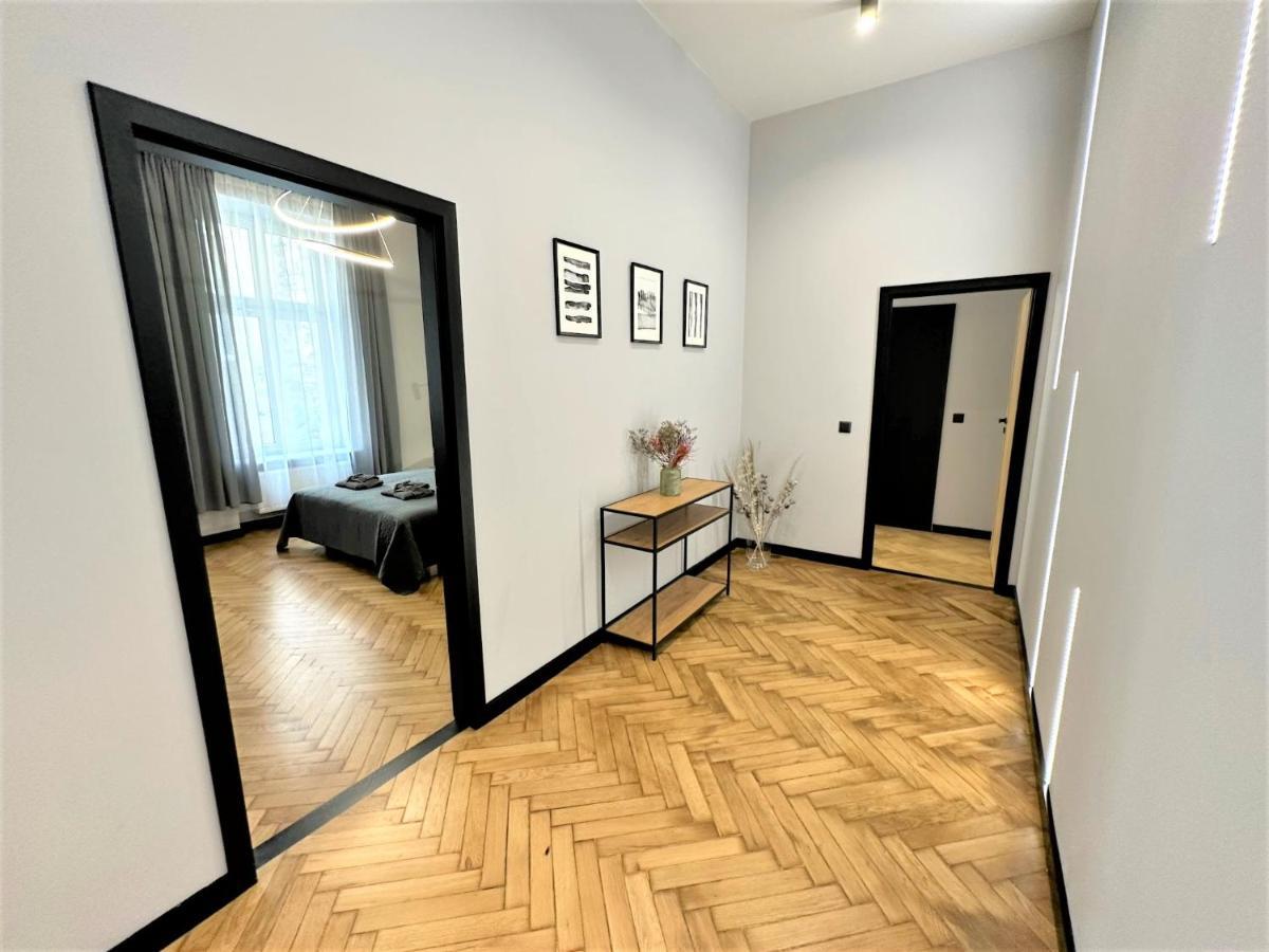 Luxury 100M2 Loft Design-Apartment At Wawel + Netflix 克拉科夫 外观 照片